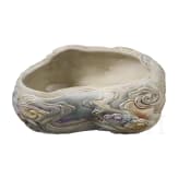 Kleines, seltenes, reliefiertes Wassergef&auml;&szlig;, China, wohl Qianlong-Periode, 18. Jhdt.