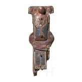 Fragment eines Prozessionskreuzes mit Champlev&eacute;-Emailplaketten mit Heiligenfigur, Limoges, 13. Jhdt. (Figur und untere Plakette), Kreuz und eine Plakette sp&auml;ter