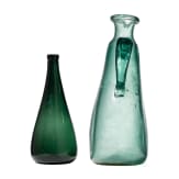 Karaffe und Mineralwasserflasche, S&uuml;dfrankreich oder Spanien, 19. Jhdt. (Karaffe)/um 1900 (Flasche)