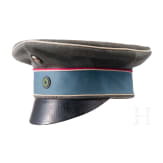 A field grey visor cap for officers in the Royal Saxon 2nd Hussar Regiment No. 19 &ldquo;Kronprinz Wilhelm&rdquo;, circa 1914