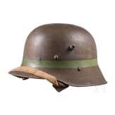Stahlhelm M 17 mit Truppenkennzeichnung