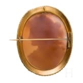 A 18ct gold-mounted cameo brooch with baccante