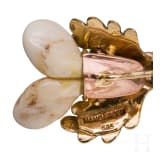 A 14ct gold and grandel jewellery set: brooch, ring and pin