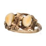 A 14ct gold and grandel jewellery set: brooch, ring and pin