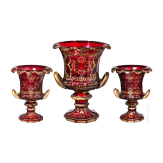 Gro&szlig;e Kratervase und zwei kleine Kratervasen mit Golddekor, B&ouml;hmen, um 1900