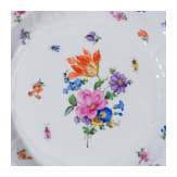 F&uuml;nf tiefe Teller mit Blumen und Insekten, Meissen, um 1840/50