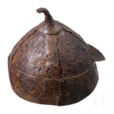 Mittelalterlicher Eisenhelm mit goldplattierten Beschl&auml;gen, Waldsteppen Osteuropas, 10. -11. Jhdt.