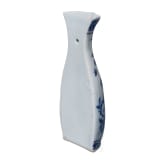 Blau-wei&szlig;e Wandvase mit Blumen und Vogel, China, wohl 18. Jhdt.