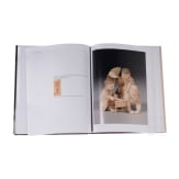Sieben B&uuml;cher zum Thema Netsuke und japanischem G&uuml;rtelschmuck