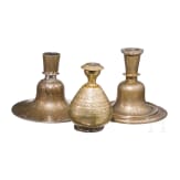 Drei Hookah-F&uuml;&szlig;e aus Messing, Indien, 19. Jh.