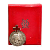 Karl-Olga-Medaille in Silber, im Verleihungsetui