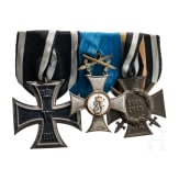 Dreiteilige Ordensschnalle mit dem W&uuml;rttembergischen Friedrichs-Orden, Ritterkreuz 2. Klasse mit Schwertern