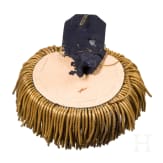 Preu&szlig;ischer Zweispitz und eine preu&szlig;ische Beamtenepaulette, 2. H&auml;lfte 19. Jhdt.