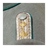 A field gray tunic for a captain in the Royal Bavarian 1st J&auml;ger Battalion &ldquo;K&ouml;nig&rdquo;