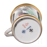A patriotic KPM porcelain cup with Victoria in the Quadriga, ca. 1915/16