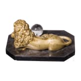 Briefbeschwerer in Form eines liegenden L&ouml;wen aus Bronze, sp&auml;tes 19. bis fr&uuml;hes 20. Jhdt.