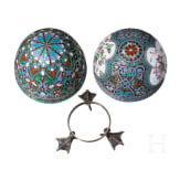 Cloisonn&eacute;-Email-Ei mit Blumendekor und St&auml;nder, 2. H&auml;lfte des 20. Jhdts.
