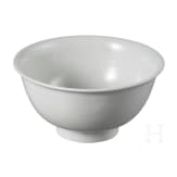 Wei&szlig; glasiertes Sch&auml;lchen mit Wanli-Marke, China, wahrscheinlich aus der sp&auml;teren Kangxi-Zeit (17./18. Jhdt.)