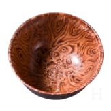 Koppchen in Holzoptik mit Qianlong-Marke, China, wohl 18. Jhdt.