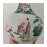 Famille-Rose-Vase, China, um 19. Jhdt.