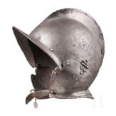 Sturmhaube mit graviertem Dekor, s&uuml;ddeutsch, um 1570