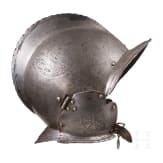 Sturmhaube mit graviertem Dekor, s&uuml;ddeutsch, um 1570