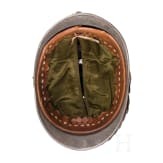 &Ouml;sterreichischer Helm f&uuml;r Offiziere der Dragoner im Ersten Weltkrieg, um 1914