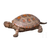 Zwei Wiener Bronzeminiaturen: &bdquo;Schildkr&ouml;te", Franz Xaver Bergmann (Wien 1861 &ndash; 1936 Wien); &bdquo;Wolfgruppe mit Jungtieren", Stefan Buchinger (Wien, t&auml;tig um 1900), um 1900