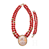 Goldmontierte Korallenkette mit Gemme, um 1900 (Gemme)