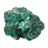 A large malchite specimen