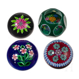 Four glass paperweights, Scottland, Perthshire (three), 1975-1996 / Saint Louis, 1994 (einer)