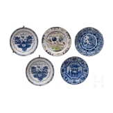 Five flower vase and swan pattern chargers, Delft, early 18th century (four) / circa 1800 (one)