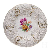 Zwei Prunkteller, Meissen, vor 1924/ 1924 - 1934