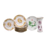 Elf Teller "Gelber Drache", ein Teller "Gr&uuml;ner Drache" und eine Vase "Lila Drache", Meissen, 20. Jhdt.