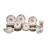 64-Serviceteile "lila Drache" und 1 Vase "roter Drache", Meissen, gr&ouml;&szlig;tenteils bis 1934 und sp&auml;ter
