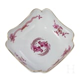 64-Serviceteile "lila Drache" und 1 Vase "roter Drache", Meissen, gr&ouml;&szlig;tenteils bis 1934 und sp&auml;ter