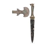 Dolch mit Pferdekopfknauf und Axtklinge, Bronze, &ouml;stliches Vorderasien, Ende 1. Jtsd. v. Chr.