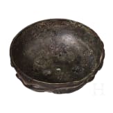 Bronzeschale mit Wassertierfries auf der Au&szlig;enwandung, fr&uuml;hbyzantinisch, 6. - 7. Jhdt.