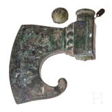 Monumentale, Pseudo-Ritualaxt aus Bronze, antikisierend um 1900