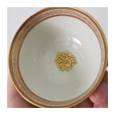 Famille-Rose Tasse mit Untertasse, China, wohl Yongzheng/Qianlong Periode (18. Jhdt).