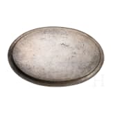 An oval tray with chased d&eacute;cor, India, Lahore, 19th century