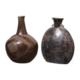 Zwei pr&auml;kolumbische Ton-Flaschen, Peru, wohl Chimu-Kultur, 11. - 15. Jhdt.