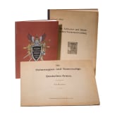 Zwei B&uuml;cher zum Thema Blankwaffen und eines zum Thema Helmwappen