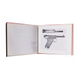 Zwei englischsprachige B&uuml;cher &uuml;ber japanische Milit&auml;rpistolen