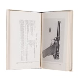 Vier englischsprachige B&uuml;cher &uuml;ber Luger-Pistolen