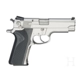 A Smith & Wesson Mod. 4006