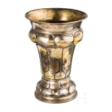 Prinz Alfons von Bayern (1862 - 1933) - ein vergoldeter Buckelpokal, deutsch, datiert 1929