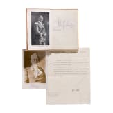 Kaiser Wilhelm II. - handsigniertes Buch, Portraitfoto und Begleitschreiben, datiert 1932