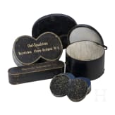Kleine Sammlung Hut- und Effektenfutterale, um 1900