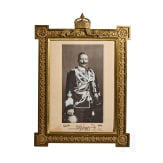 Kaiser Wilhelm II. - signiertes Widmungsfoto in offiziellem Geschenkrahmen 1909